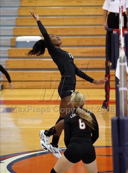 Thumbnail 2 in Dobie vs Tomball (Nike Volleyball Classic) photogallery.