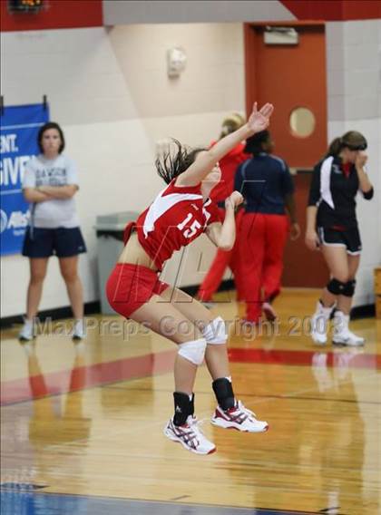 Thumbnail 2 in Dobie vs Tomball (Nike Volleyball Classic) photogallery.