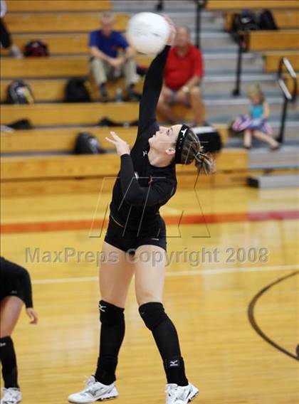 Thumbnail 3 in Dobie vs Tomball (Nike Volleyball Classic) photogallery.
