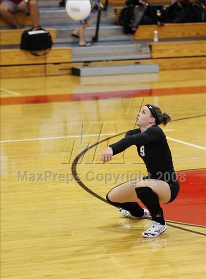 Thumbnail 1 in Dobie vs Tomball (Nike Volleyball Classic) photogallery.