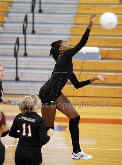 Thumbnail 3 in Dobie vs Tomball (Nike Volleyball Classic) photogallery.