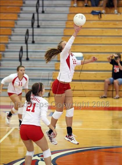 Thumbnail 3 in Dobie vs Tomball (Nike Volleyball Classic) photogallery.