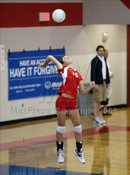 Thumbnail 3 in Dobie vs Tomball (Nike Volleyball Classic) photogallery.