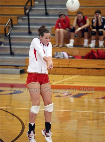 Thumbnail 2 in Dobie vs Tomball (Nike Volleyball Classic) photogallery.