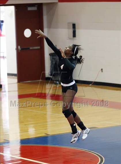 Thumbnail 3 in Dobie vs Tomball (Nike Volleyball Classic) photogallery.