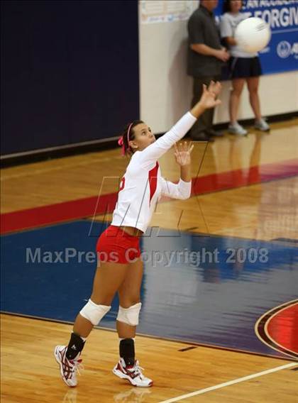 Thumbnail 1 in Dobie vs Tomball (Nike Volleyball Classic) photogallery.