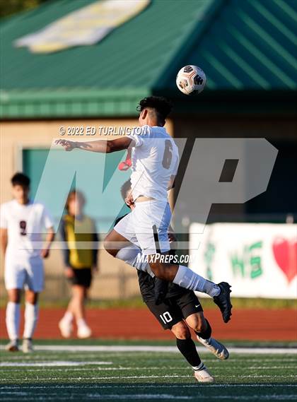 Thumbnail 3 in Pebblebrook vs. Roswell (GHSA 7A ELITE 8) photogallery.