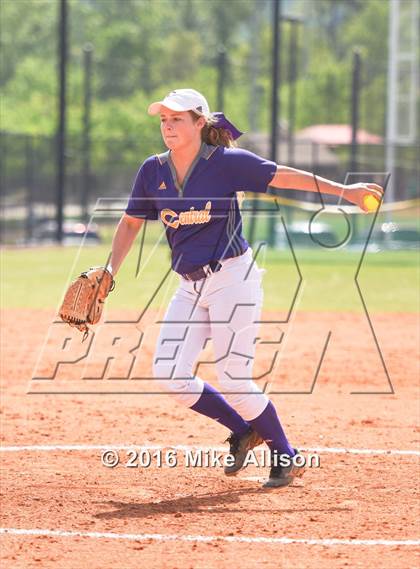 Thumbnail 2 in Baylor vs Chattanooga Central photogallery.