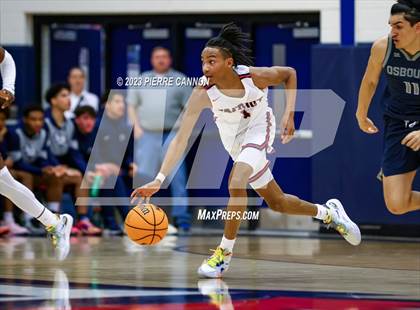 Thumbnail 2 in Osbourn vs. Patriot (District Semifinal) photogallery.