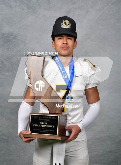 Thumbnail 2 in Soquel (CIF State D4AA Awards) photogallery.