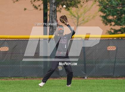 Thumbnail 3 in Lawrence North vs. Lawrence Central (Sectional Semifinal) photogallery.