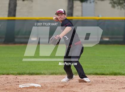 Thumbnail 3 in Lawrence North vs. Lawrence Central (Sectional Semifinal) photogallery.