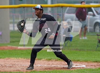 Thumbnail 3 in Lawrence North vs. Lawrence Central (Sectional Semifinal) photogallery.