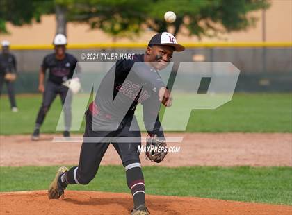 Thumbnail 3 in Lawrence North vs. Lawrence Central (Sectional Semifinal) photogallery.