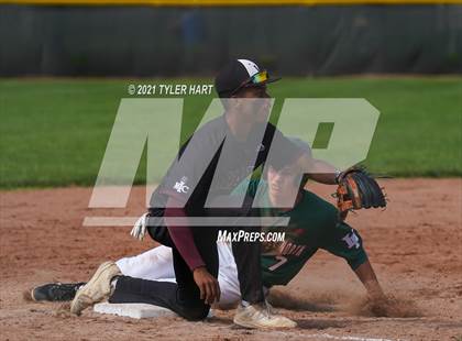 Thumbnail 3 in Lawrence North vs. Lawrence Central (Sectional Semifinal) photogallery.