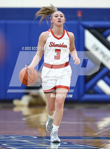 Thumbnail 2 in Vinton County vs. Sheridan (OHSAA D2 District Final) photogallery.