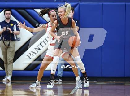 Thumbnail 1 in Vinton County vs. Sheridan (OHSAA D2 District Final) photogallery.