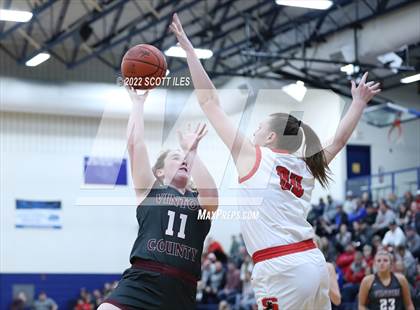Thumbnail 3 in Vinton County vs. Sheridan (OHSAA D2 District Final) photogallery.