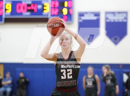 Thumbnail 2 in Vinton County vs. Sheridan (OHSAA D2 District Final) photogallery.