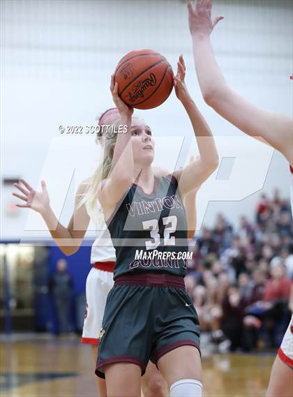 Thumbnail 2 in Vinton County vs. Sheridan (OHSAA D2 District Final) photogallery.