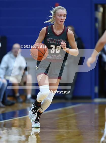 Thumbnail 3 in Vinton County vs. Sheridan (OHSAA D2 District Final) photogallery.