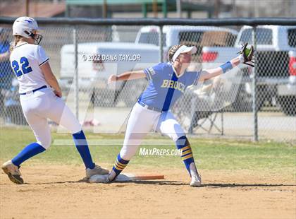 Thumbnail 2 in Brock @ Peaster photogallery.