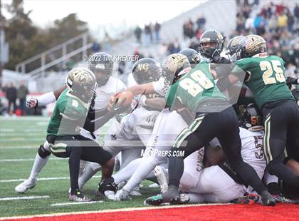 Thumbnail 2 in Belle Vernon vs. Neumann-Goretti (PIAA 3A Final) photogallery.