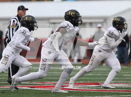 Thumbnail 3 in Belle Vernon vs. Neumann-Goretti (PIAA 3A Final) photogallery.