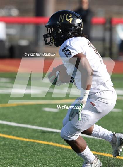 Thumbnail 2 in Belle Vernon vs. Neumann-Goretti (PIAA 3A Final) photogallery.