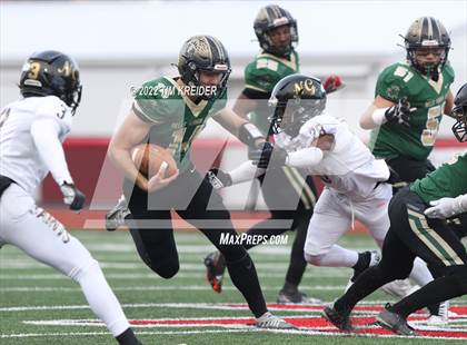 Thumbnail 2 in Belle Vernon vs. Neumann-Goretti (PIAA 3A Final) photogallery.