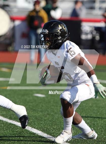 Thumbnail 3 in Belle Vernon vs. Neumann-Goretti (PIAA 3A Final) photogallery.