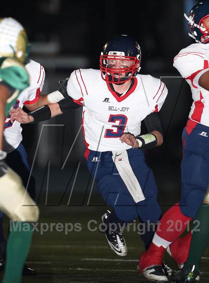 Thumbnail 3 in Bellarmine-Jefferson @ St. Monica photogallery.
