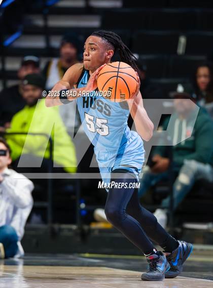 Thumbnail 1 in Ben L. Smith vs Huss (NCHSAA 3A Regional Final) photogallery.