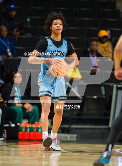 Thumbnail 2 in Ben L. Smith vs Huss (NCHSAA 3A Regional Final) photogallery.