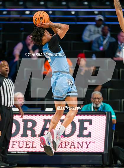 Thumbnail 2 in Ben L. Smith vs Huss (NCHSAA 3A Regional Final) photogallery.