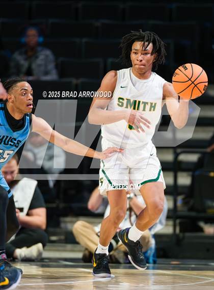 Thumbnail 2 in Ben L. Smith vs Huss (NCHSAA 3A Regional Final) photogallery.