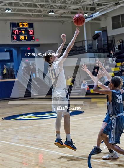 Thumbnail 3 in Forsyth Country Day @ Carmel Christian photogallery.