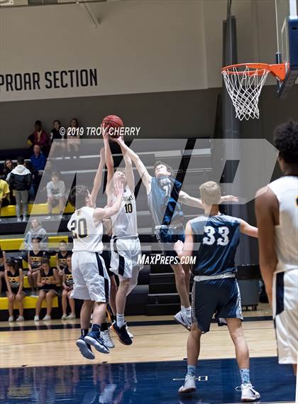 Thumbnail 2 in Forsyth Country Day @ Carmel Christian photogallery.