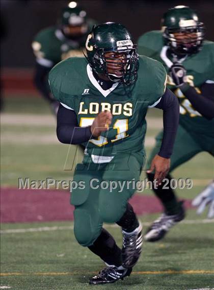 Thumbnail 2 in Waxahachie vs. Longview (Texas 4A Region II D1 Playoffs) photogallery.