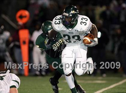 Thumbnail 2 in Waxahachie vs. Longview (Texas 4A Region II D1 Playoffs) photogallery.