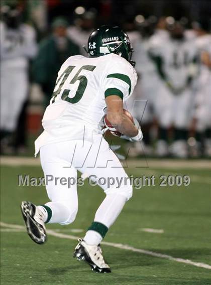 Thumbnail 2 in Waxahachie vs. Longview (Texas 4A Region II D1 Playoffs) photogallery.