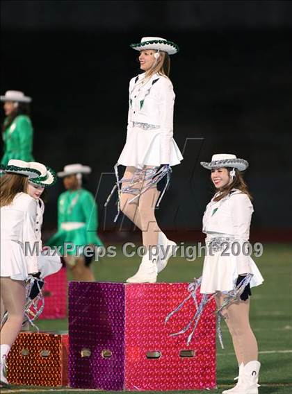 Thumbnail 1 in Waxahachie vs. Longview (Texas 4A Region II D1 Playoffs) photogallery.