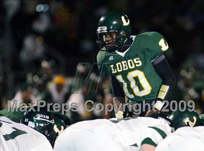 Thumbnail 1 in Waxahachie vs. Longview (Texas 4A Region II D1 Playoffs) photogallery.