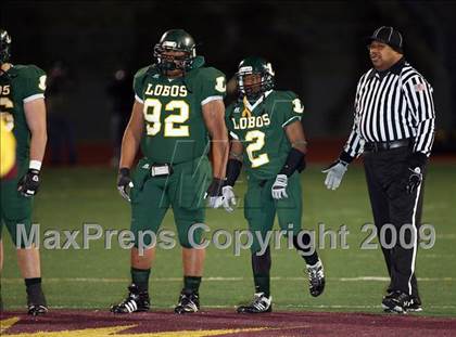 Thumbnail 3 in Waxahachie vs. Longview (Texas 4A Region II D1 Playoffs) photogallery.