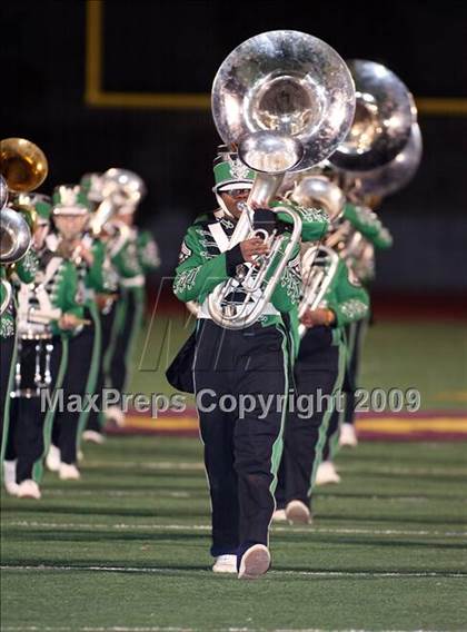 Thumbnail 1 in Waxahachie vs. Longview (Texas 4A Region II D1 Playoffs) photogallery.