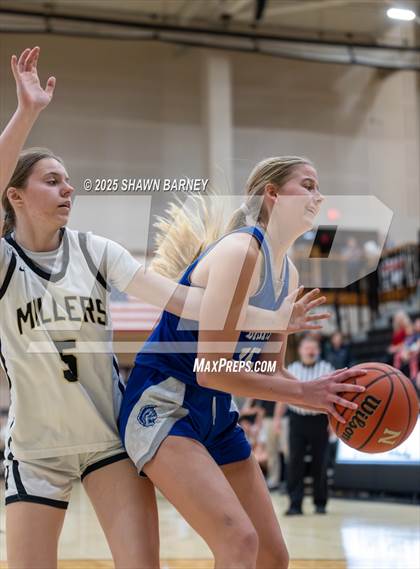 Thumbnail 3 in JV: Indianapolis Bishop Chatard @ Noblesville photogallery.