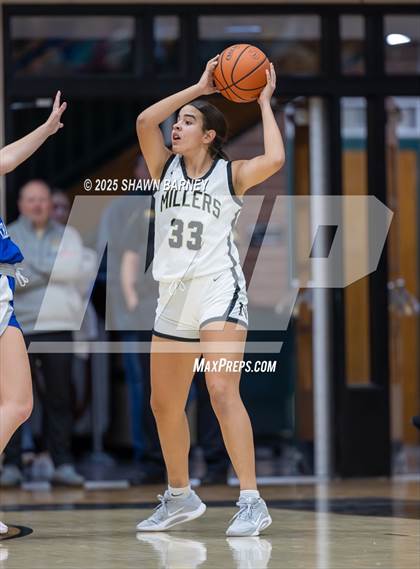 Thumbnail 2 in JV: Indianapolis Bishop Chatard @ Noblesville photogallery.