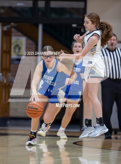 Thumbnail 2 in JV: Indianapolis Bishop Chatard @ Noblesville photogallery.