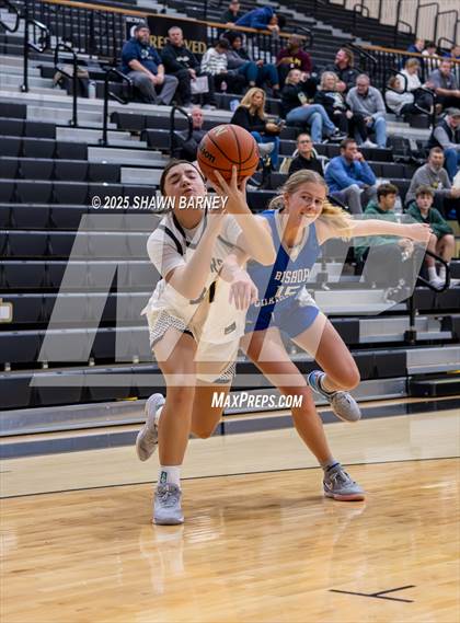 Thumbnail 1 in JV: Indianapolis Bishop Chatard @ Noblesville photogallery.