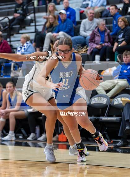 Thumbnail 1 in JV: Indianapolis Bishop Chatard @ Noblesville photogallery.